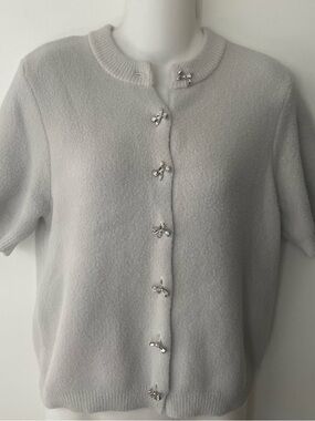 Zara Light Gray Short-Sleeve Cardigan with Jewel Bow Buttons - size Large
